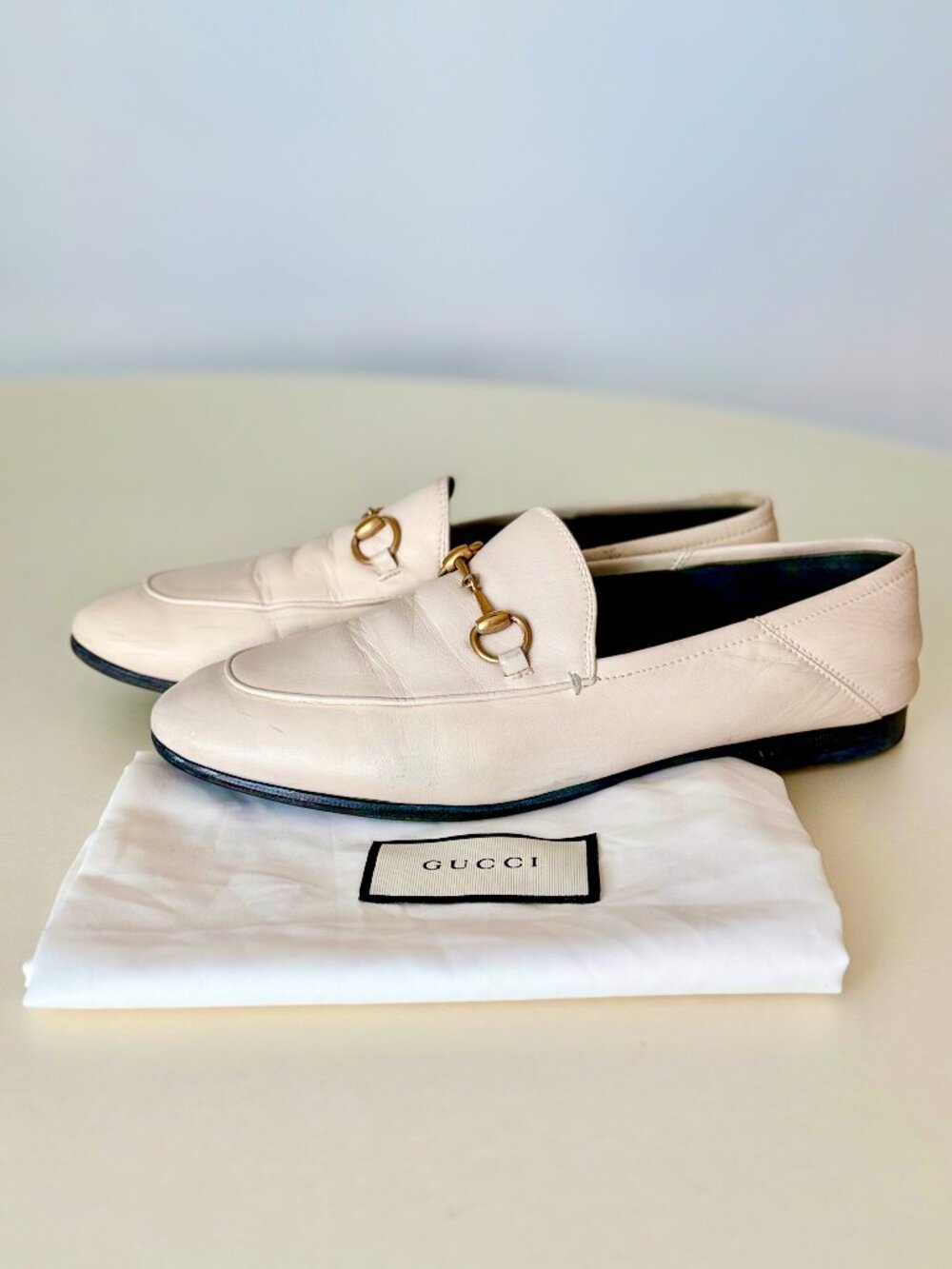 GUCCI Brixton Leather Horsebit Loafers – Mystic White/Ivory – Size 39 / US 9